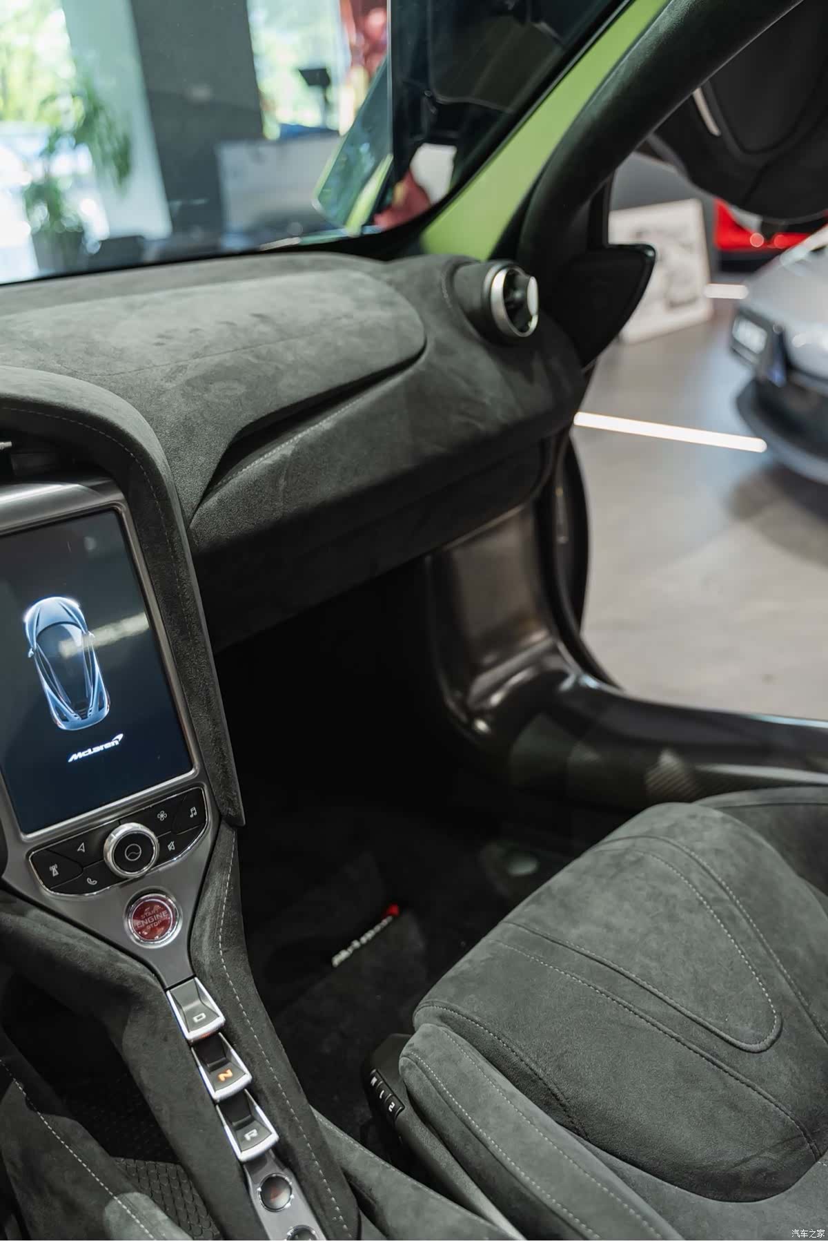 McLaren 720S, 2019 13