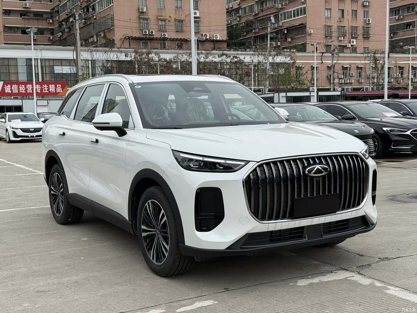 Chery Tiggo 9, 2026 3