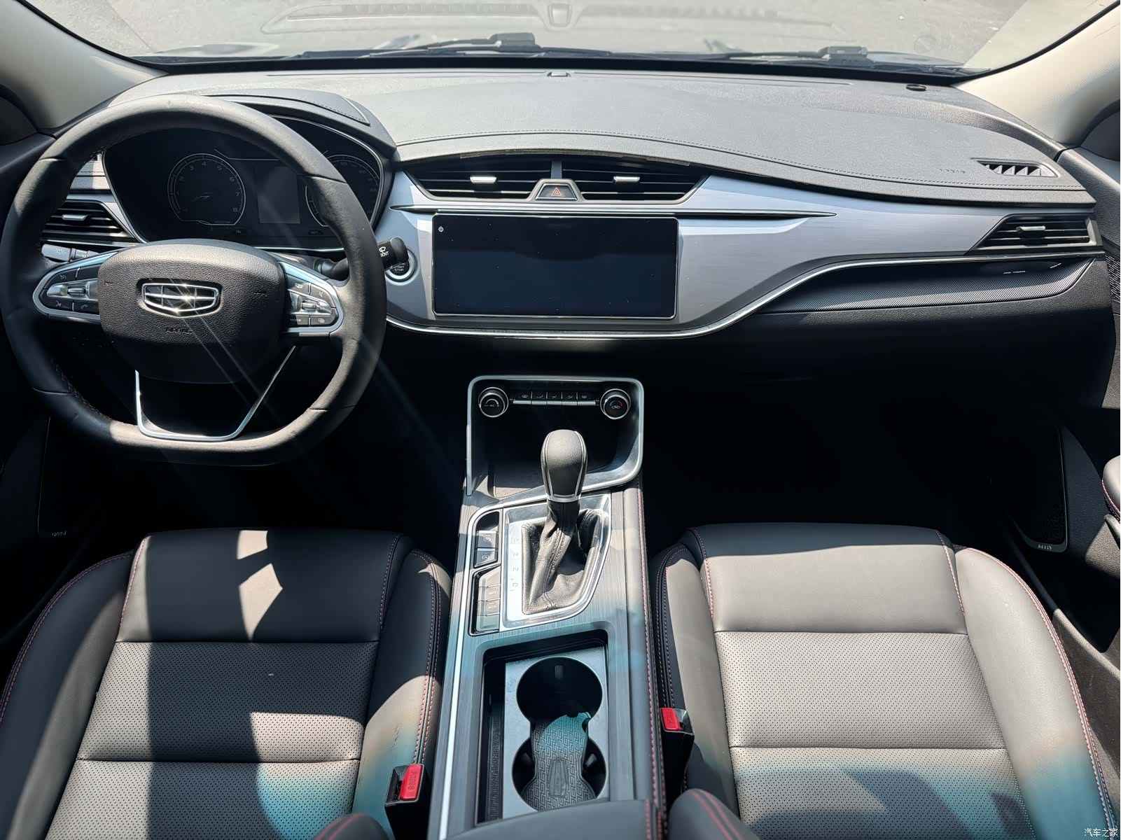 Geely Binray, 2020 9