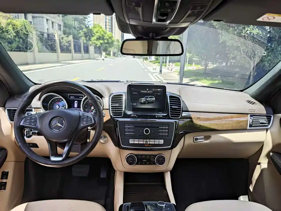 Mercedes-Benz GLS