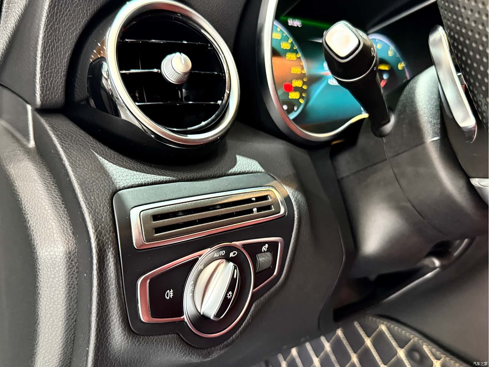 Mercedes-Benz C-Class, 2021 14