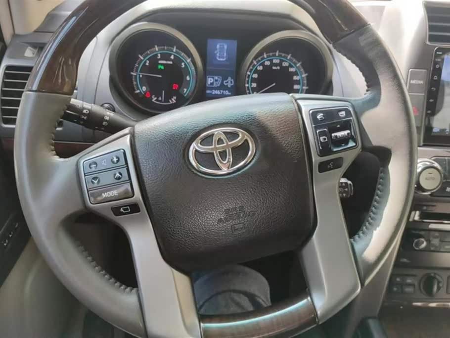 Toyota Prado