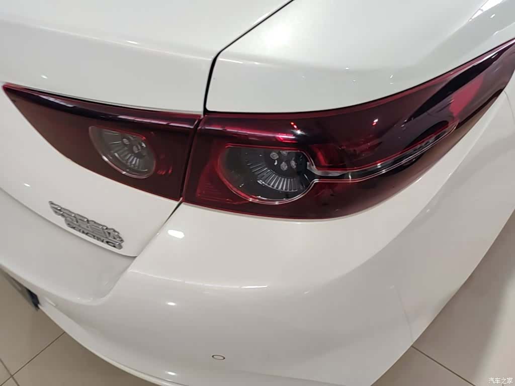 Mazda Mazda3, 2022 8