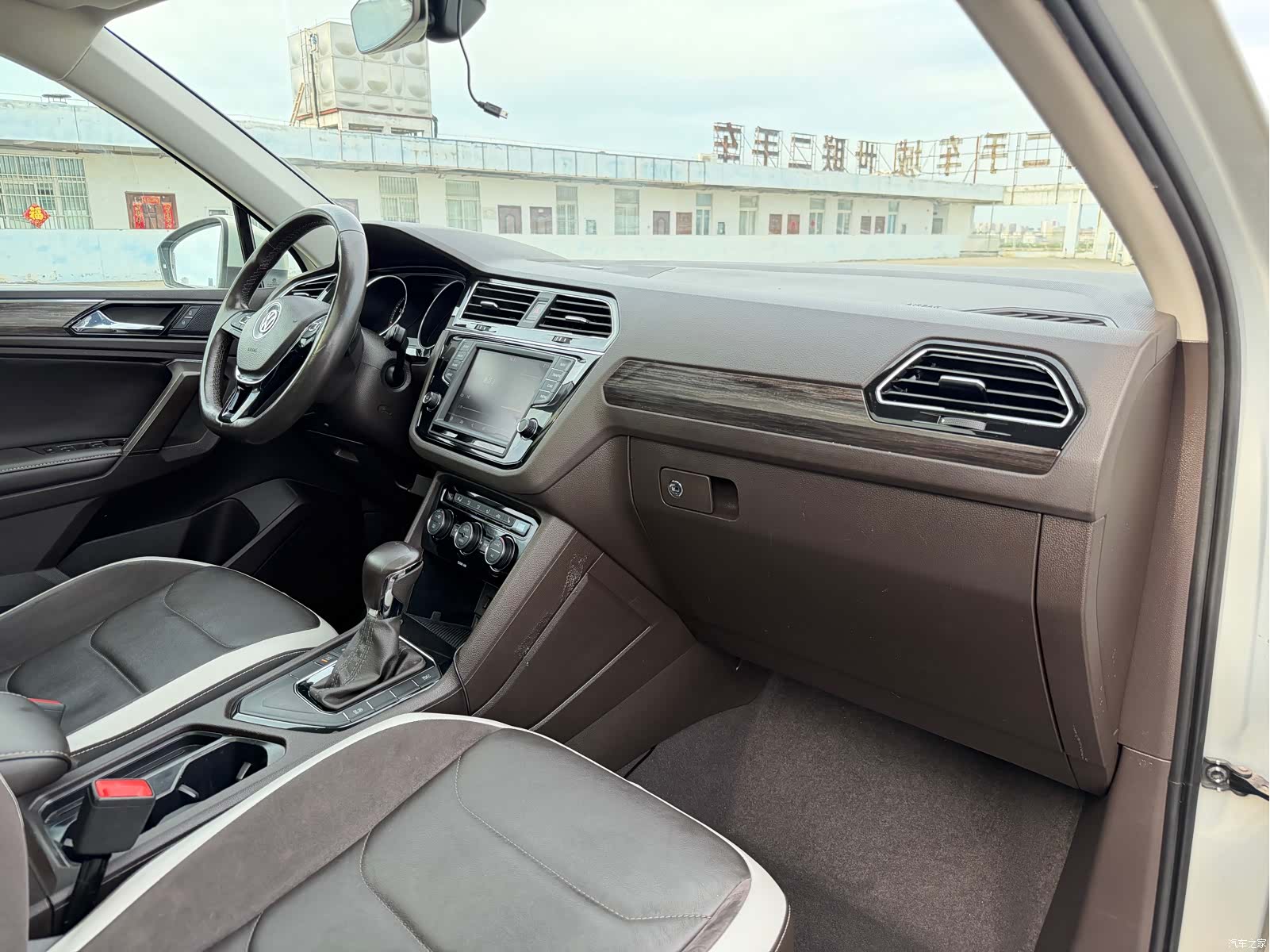Volkswagen Tiguan L, 2017 13