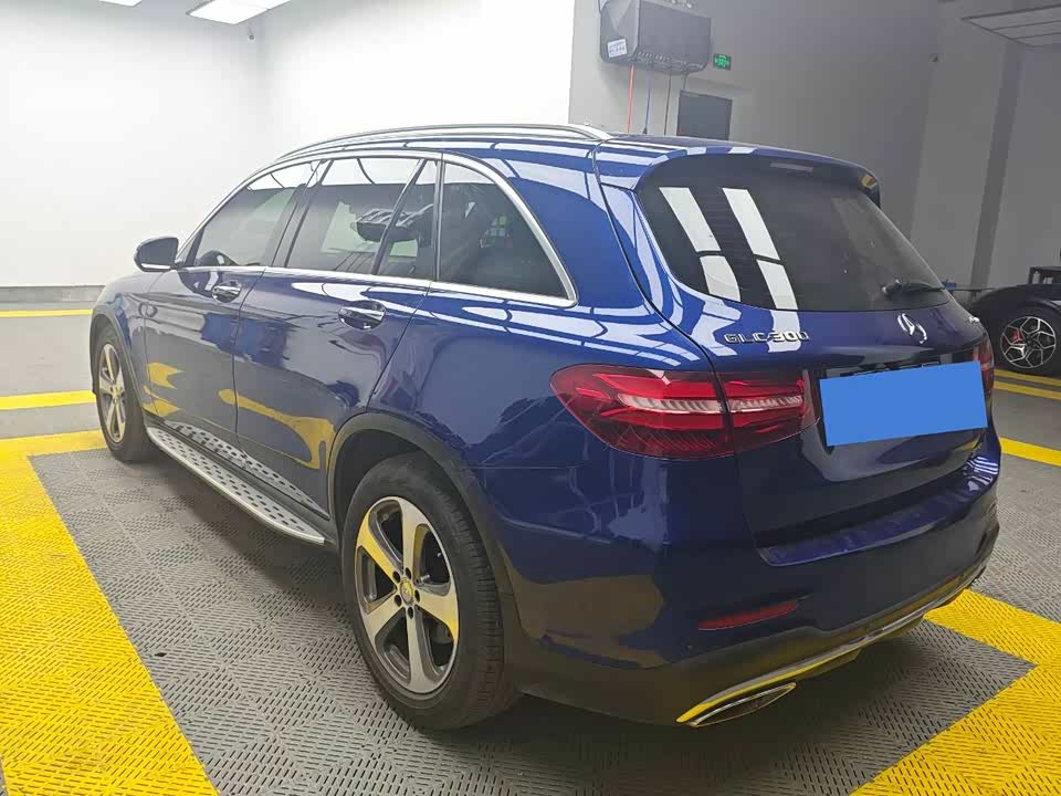 Mercedes-Benz GLC Mercedes-Benz GLC