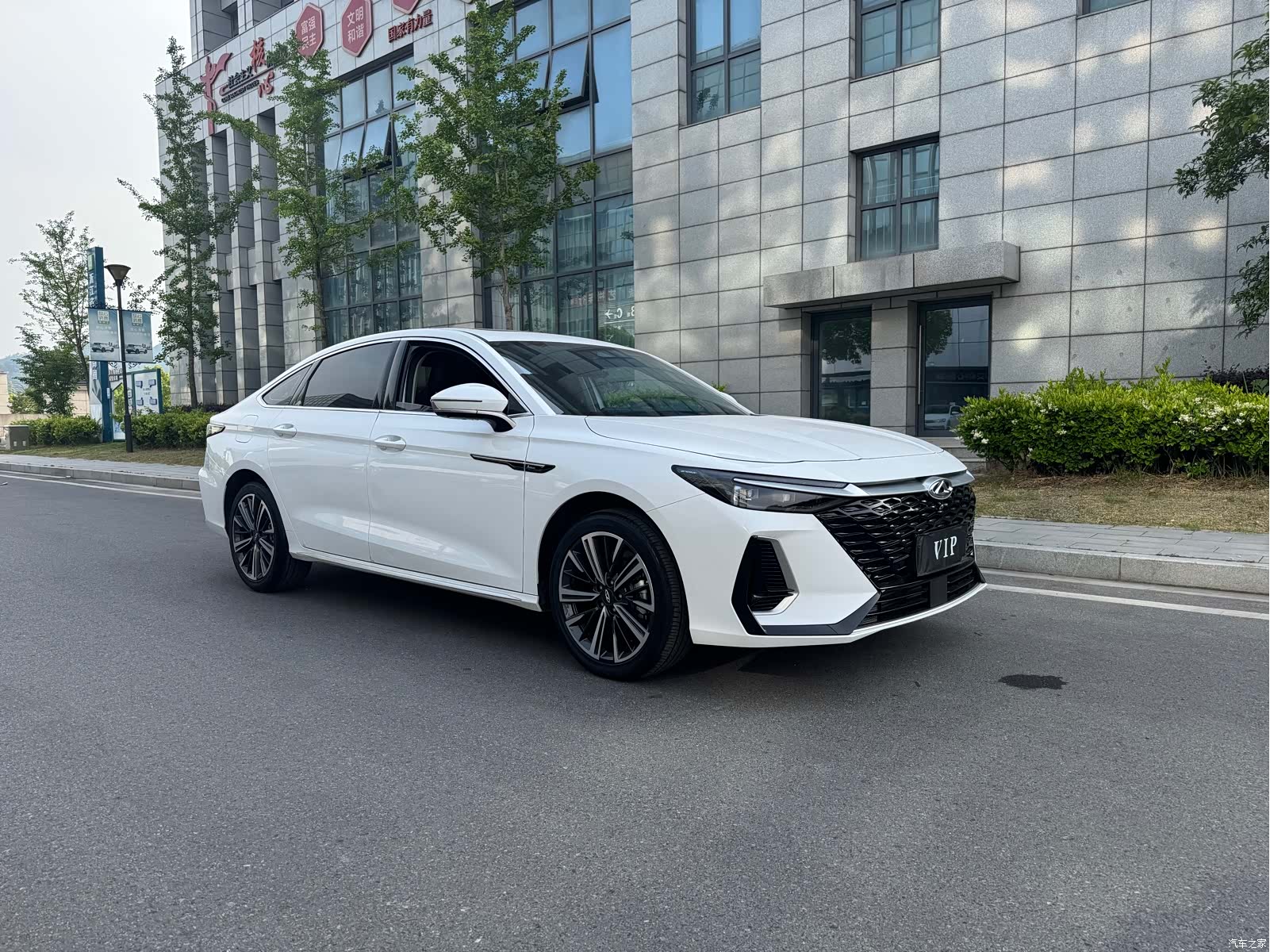Chery Arrizo 8, 2025 4