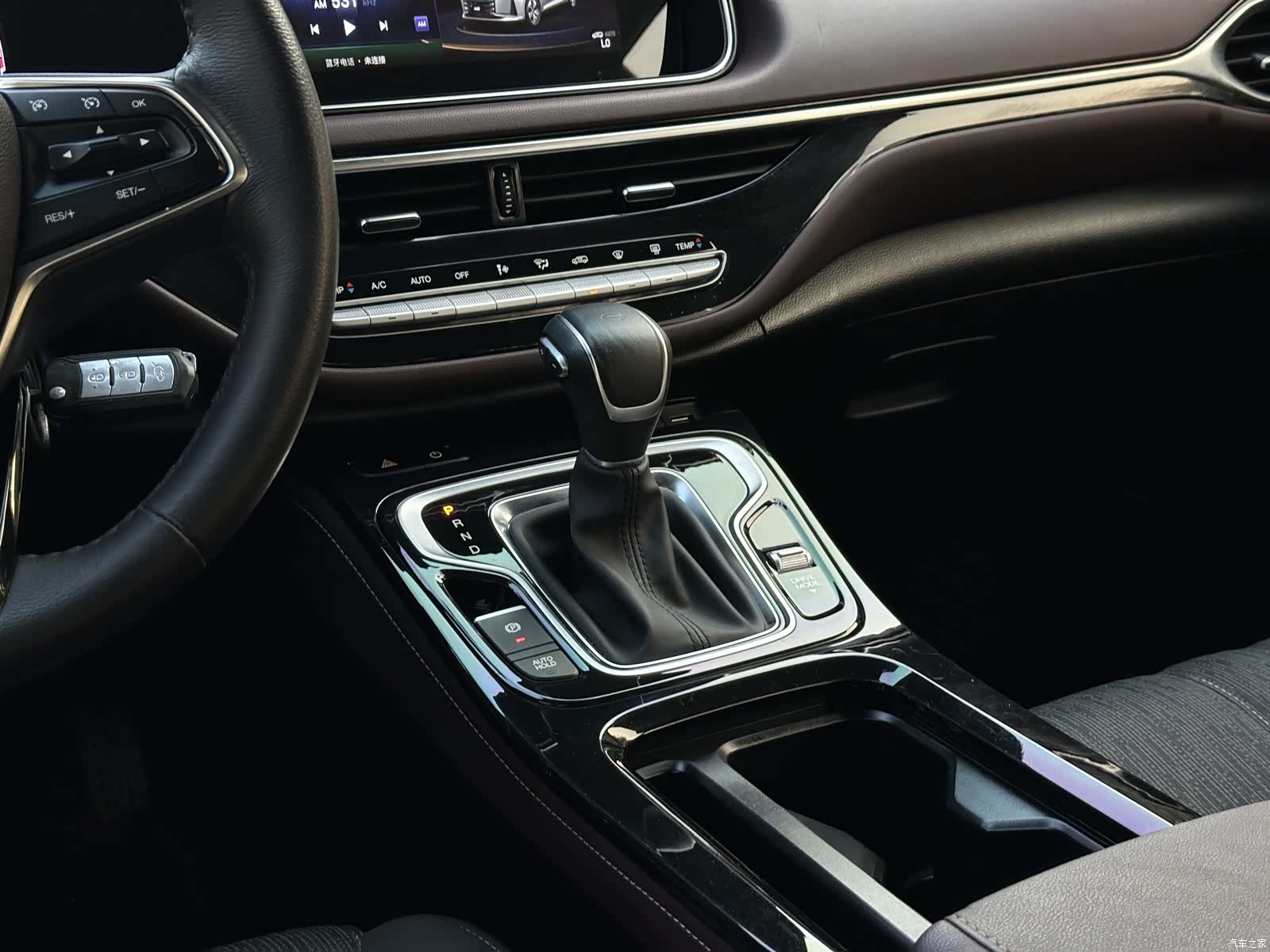 Trumpchi M6, 2023 21