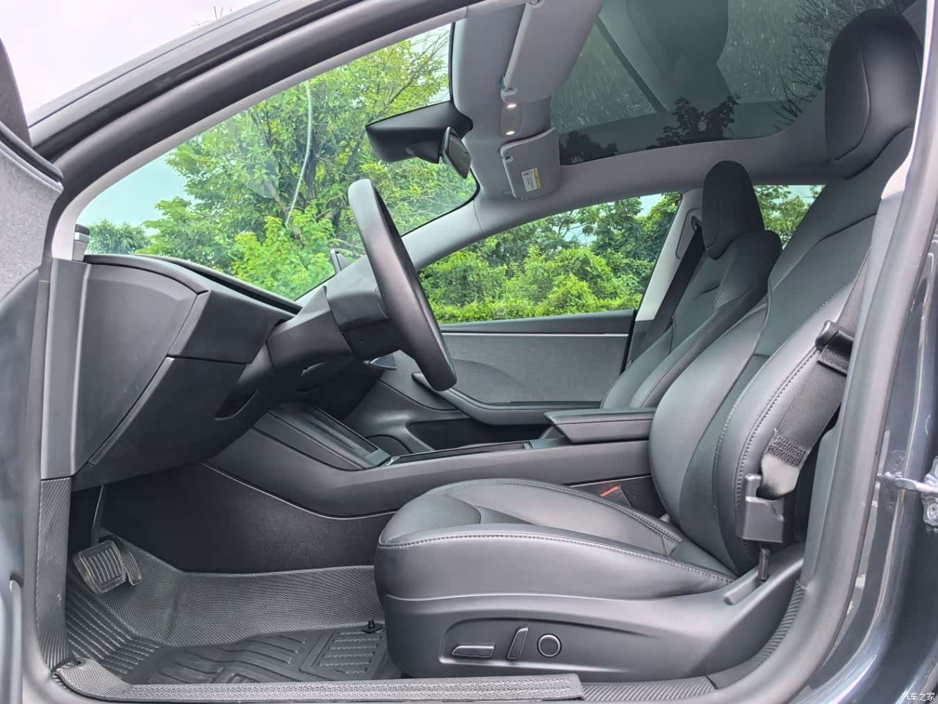 Tesla Model 3, 2024 9