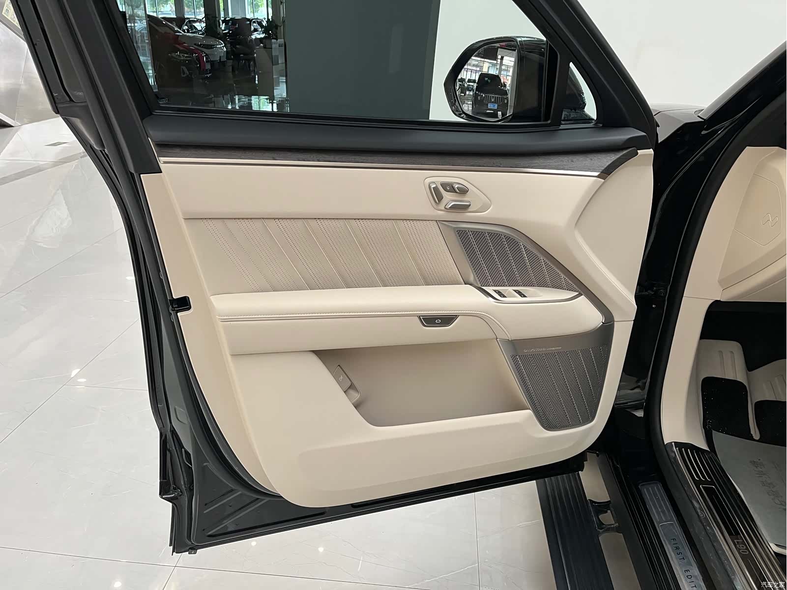 NIO L90, 2025 6