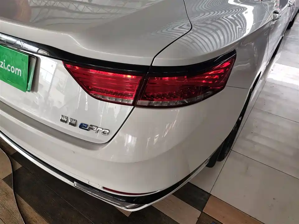 Geely Borui