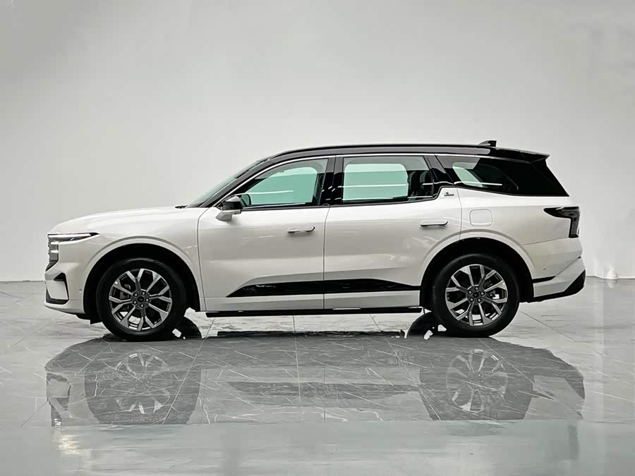 Ford Edge 2023, фото 3