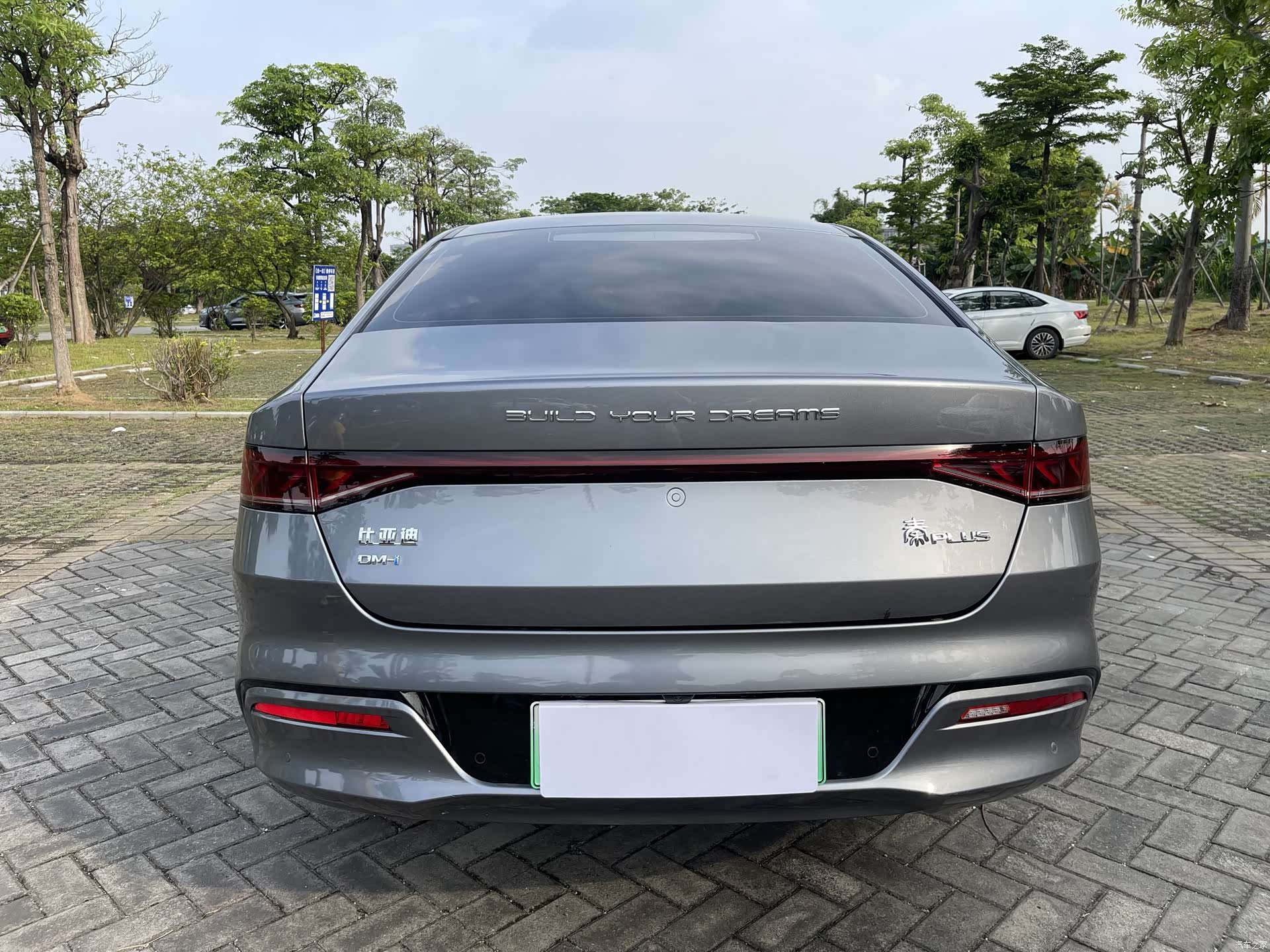BYD Qin, 2024 все фото