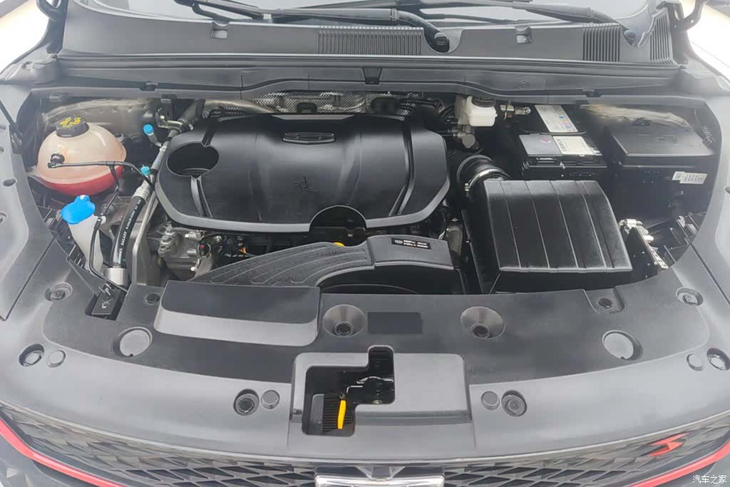 Geely Coolray, 2023 10