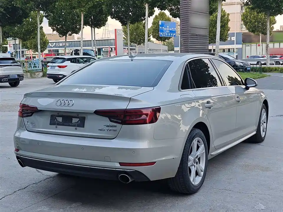 Audi A4L