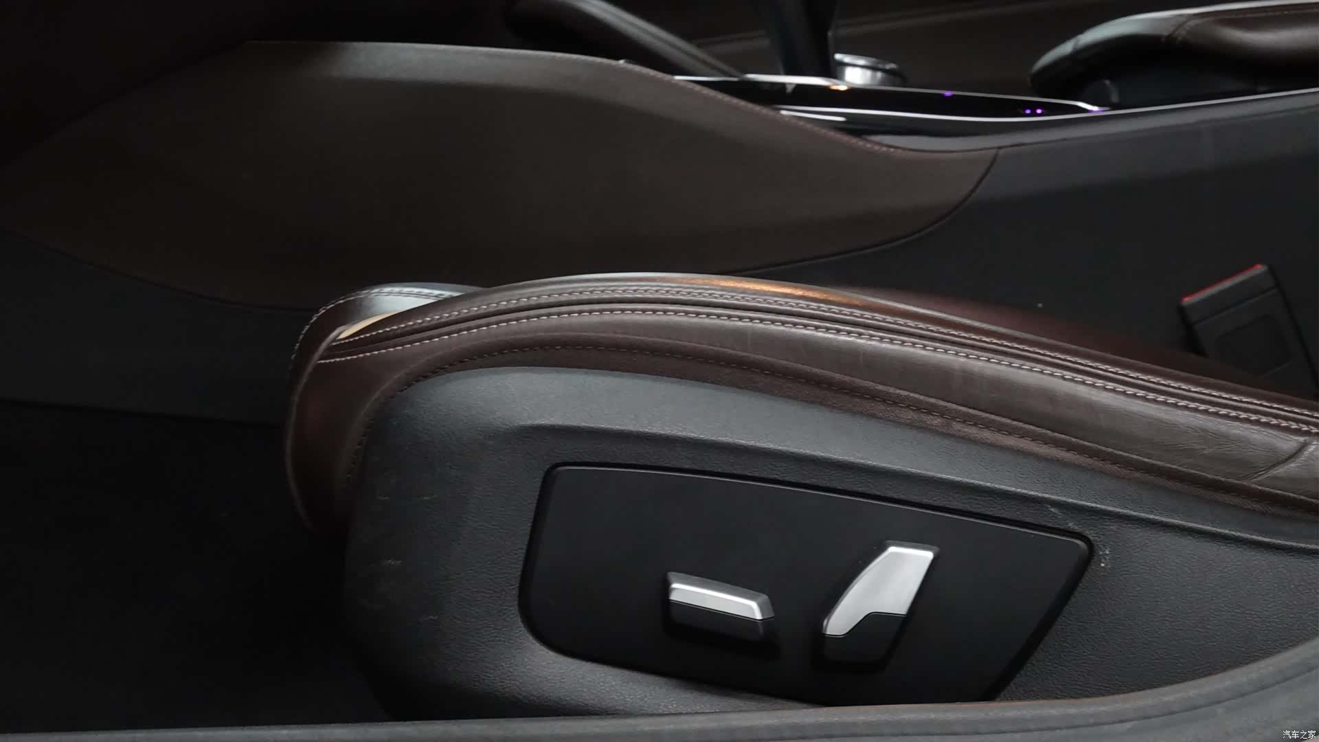 BMW 5 Series, 2019 25