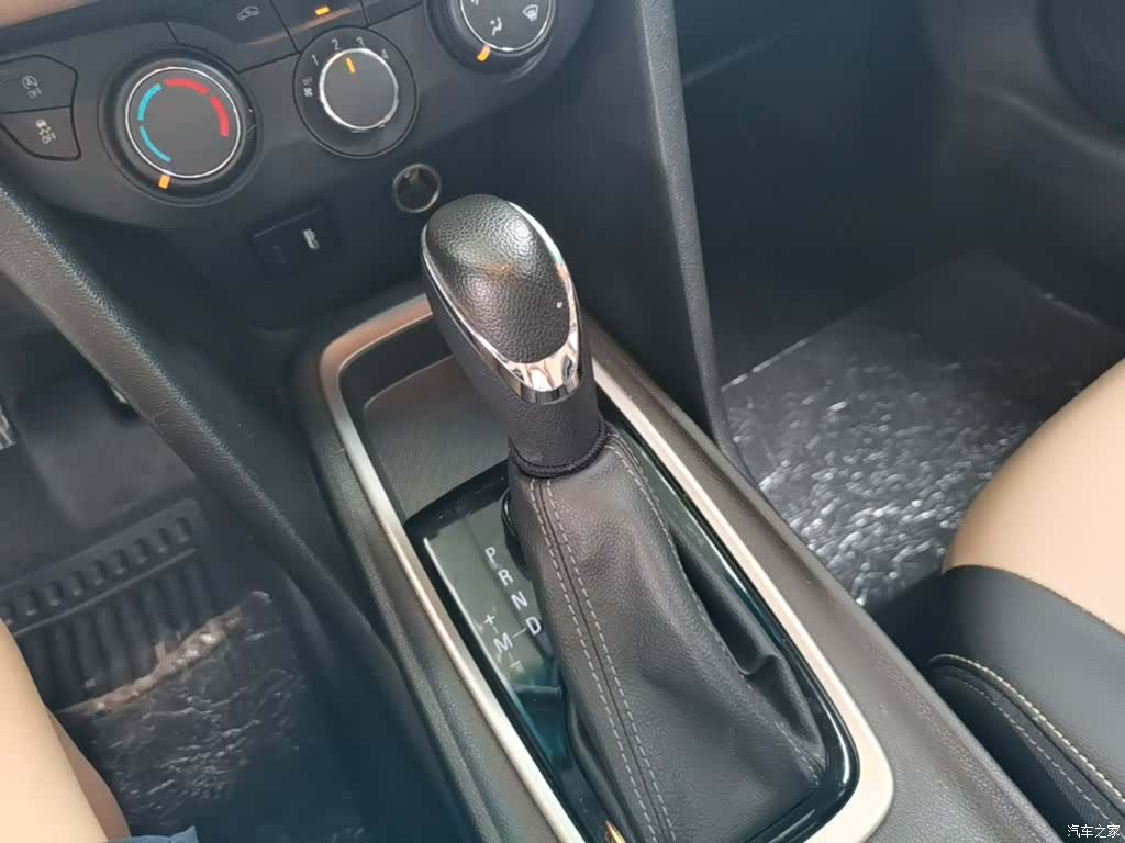 Chevrolet 320, 2022 14