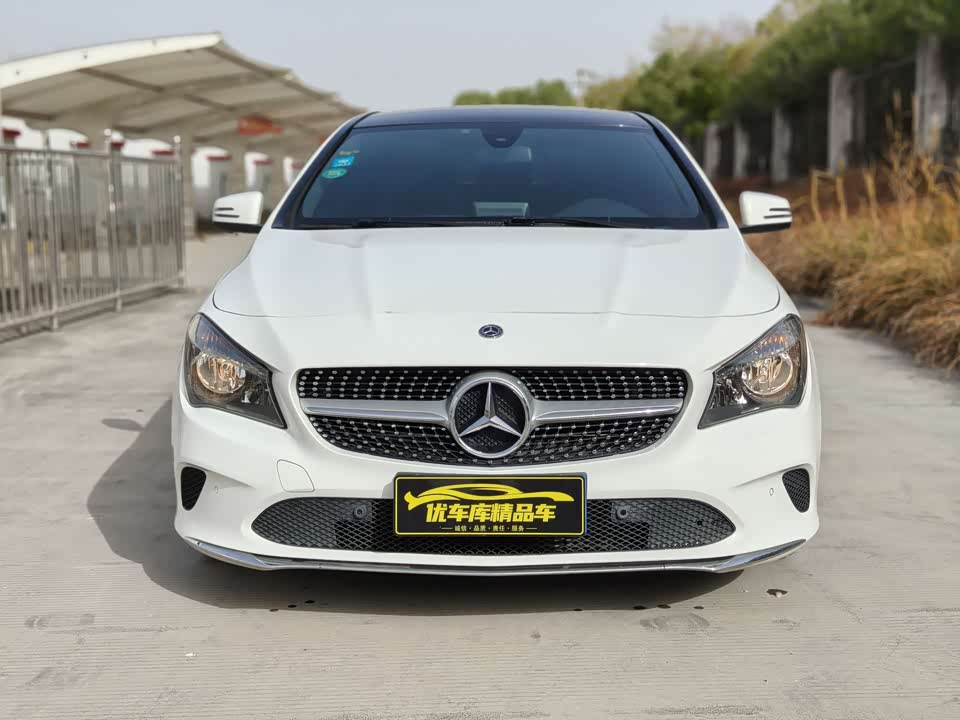 Mercedes-Benz CLA