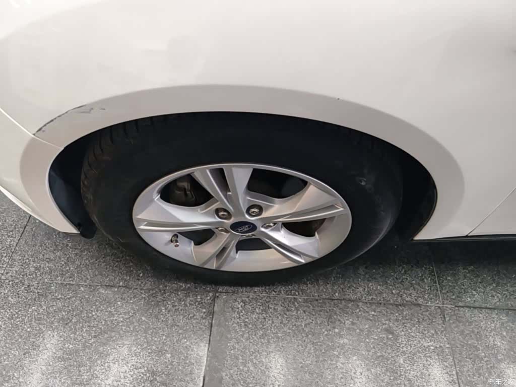 Ford Focus, 2017 23