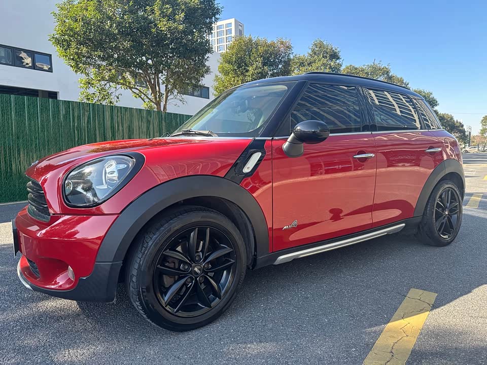 MINI COUNTRYMAN