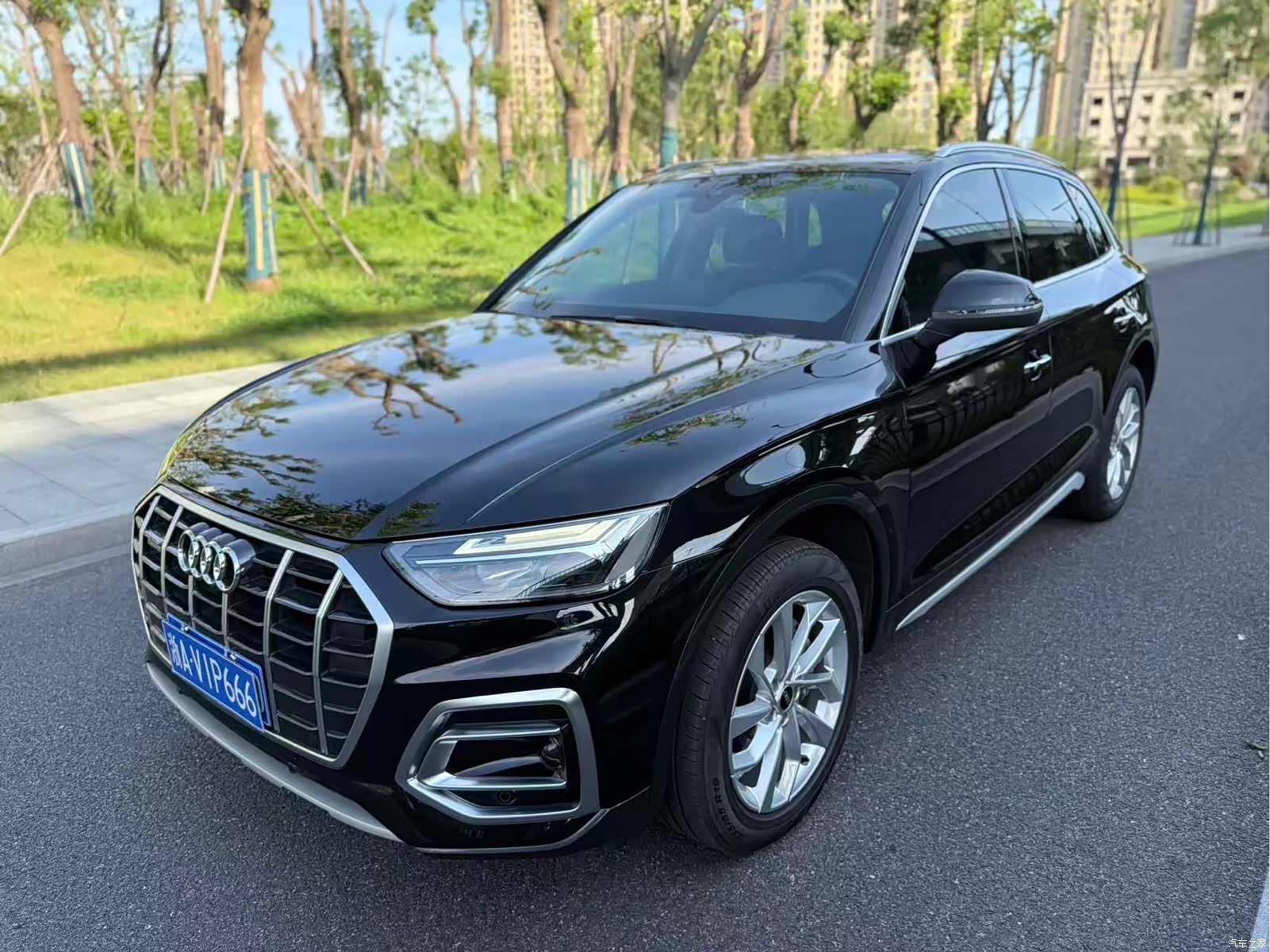 Audi Q5L, 2024 1