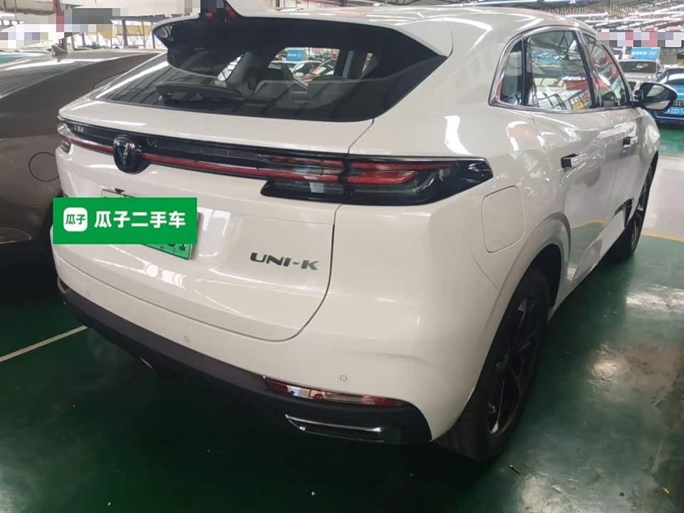 Changan UNI-K Smart iDD