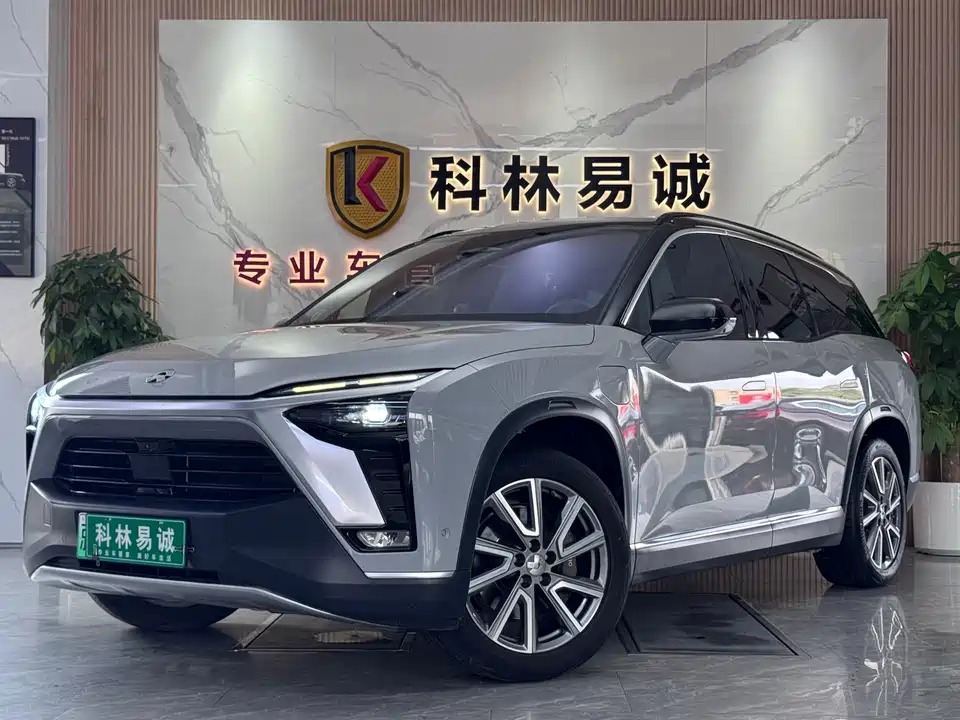NIO ES8