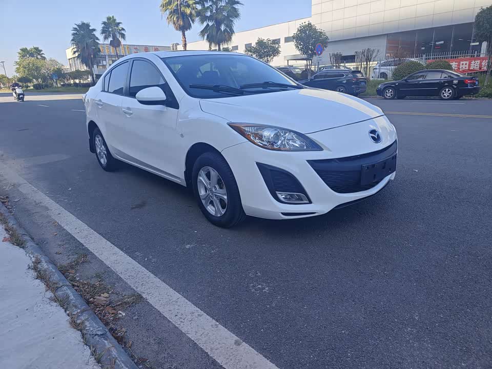 Mazda 3 star Cheng