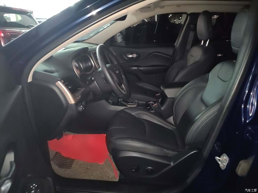 Jeep Cherokee, 2018 15