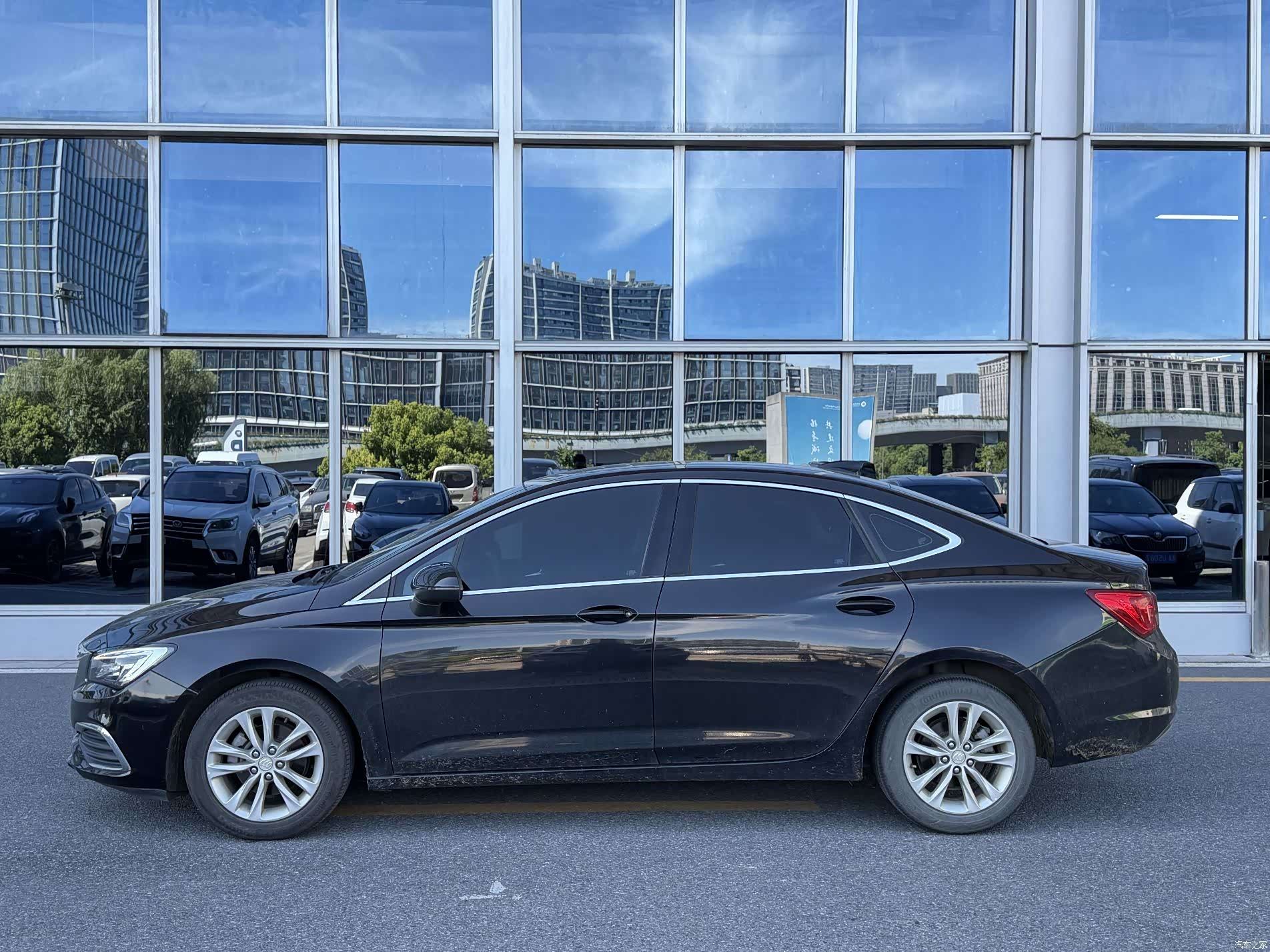 Buick Verano, 2018 3