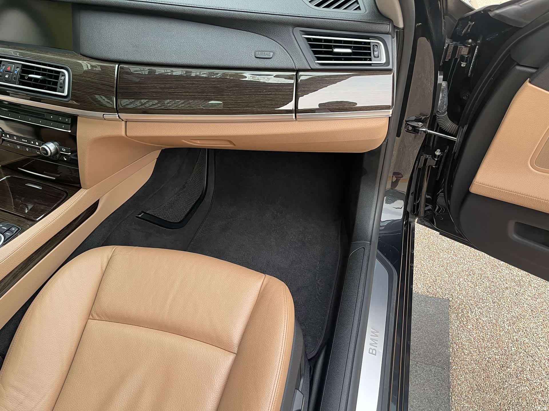 BMW 7 Series, 2012 12