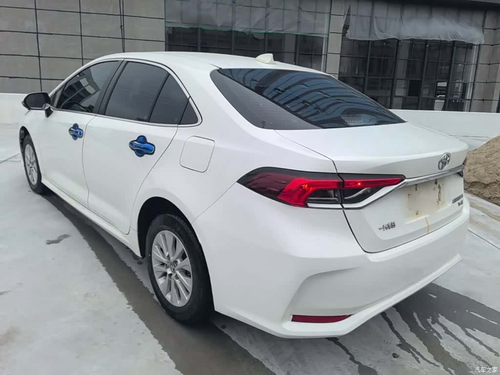 Toyota Corolla, 2020 все фото