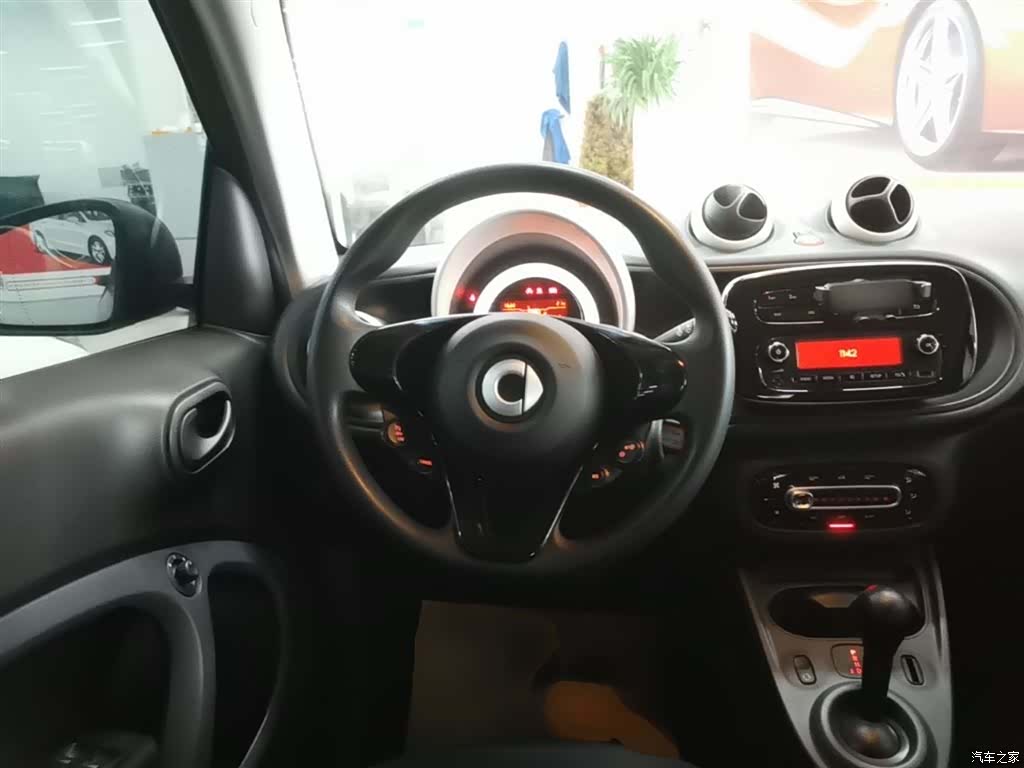 Smart Fortwo, 2018 11