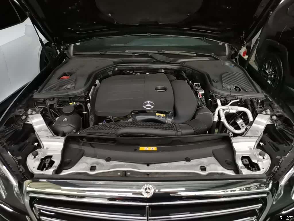 Mercedes-Benz E-Class, 2020 20