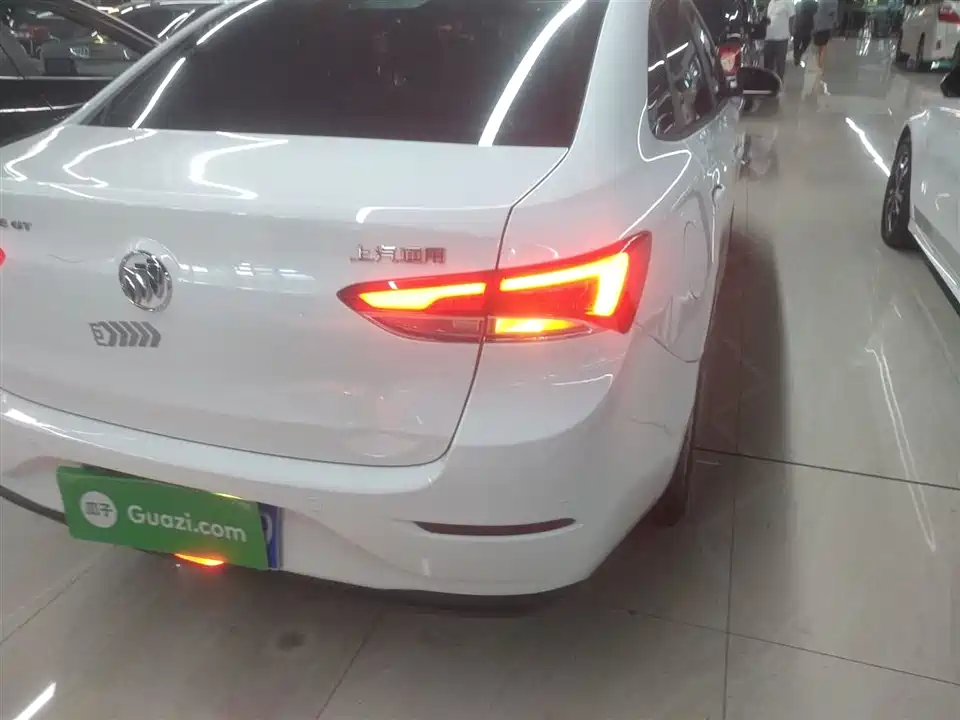 Buick Yinglang