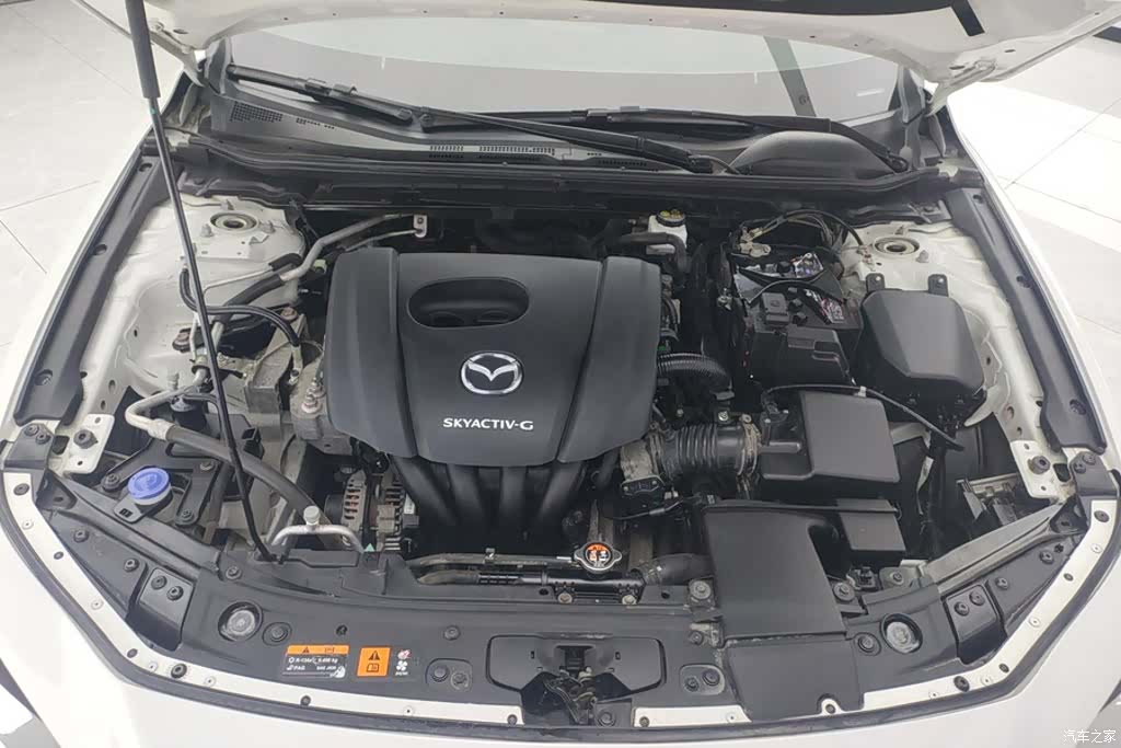 Mazda Mazda3, 2021 10