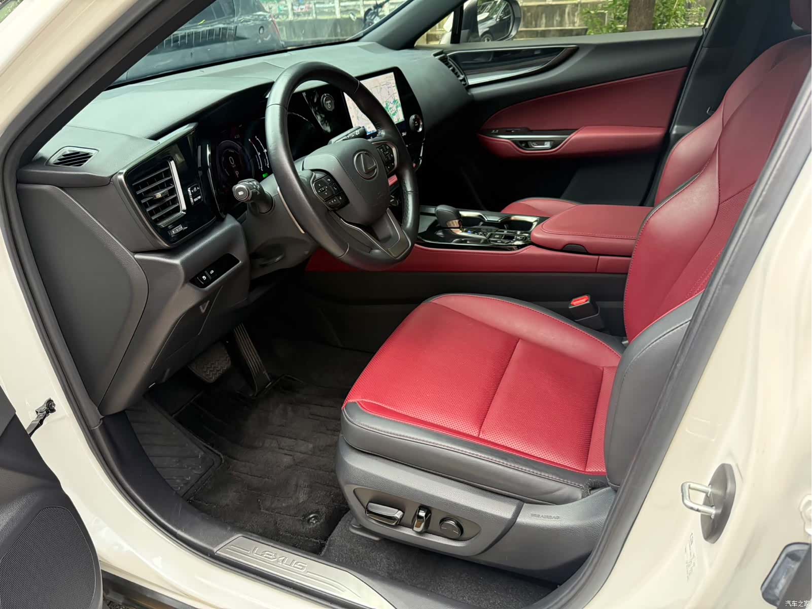 Lexus NX, 2022 8