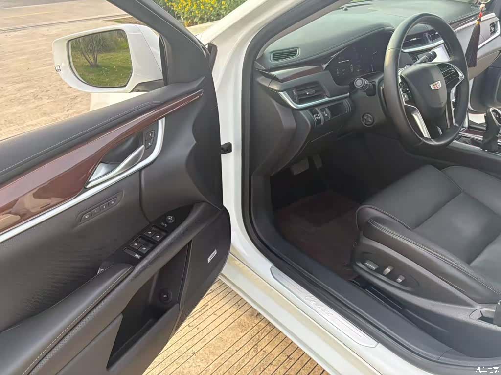 Cadillac XTS, 2016 13