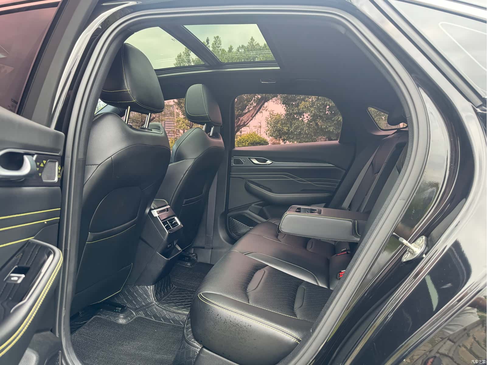 Geely Preface, 2024 9