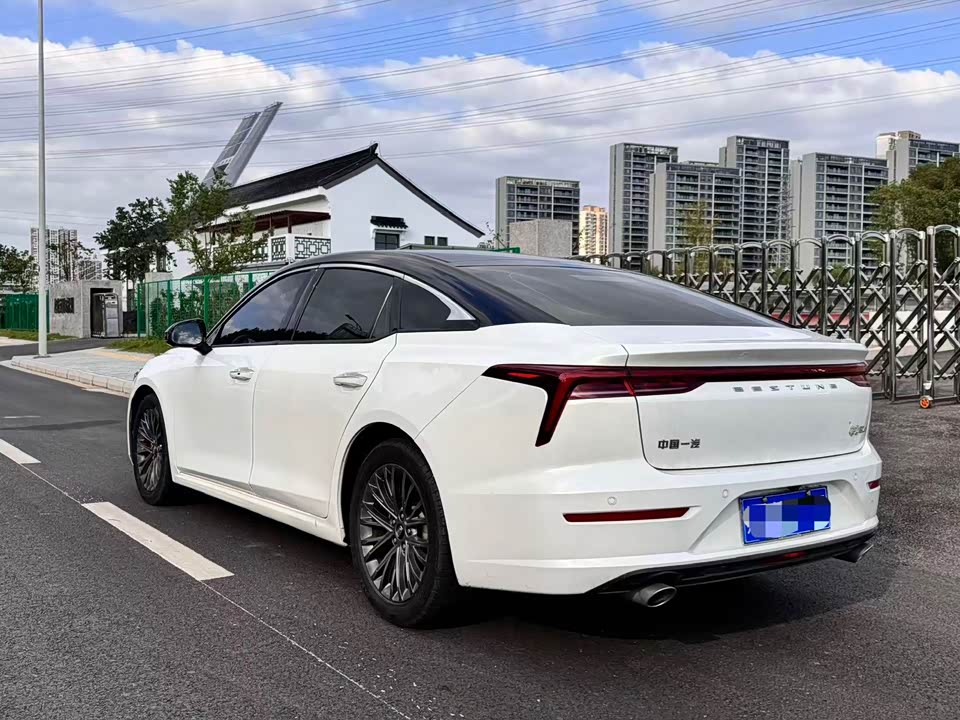 Besturn B70