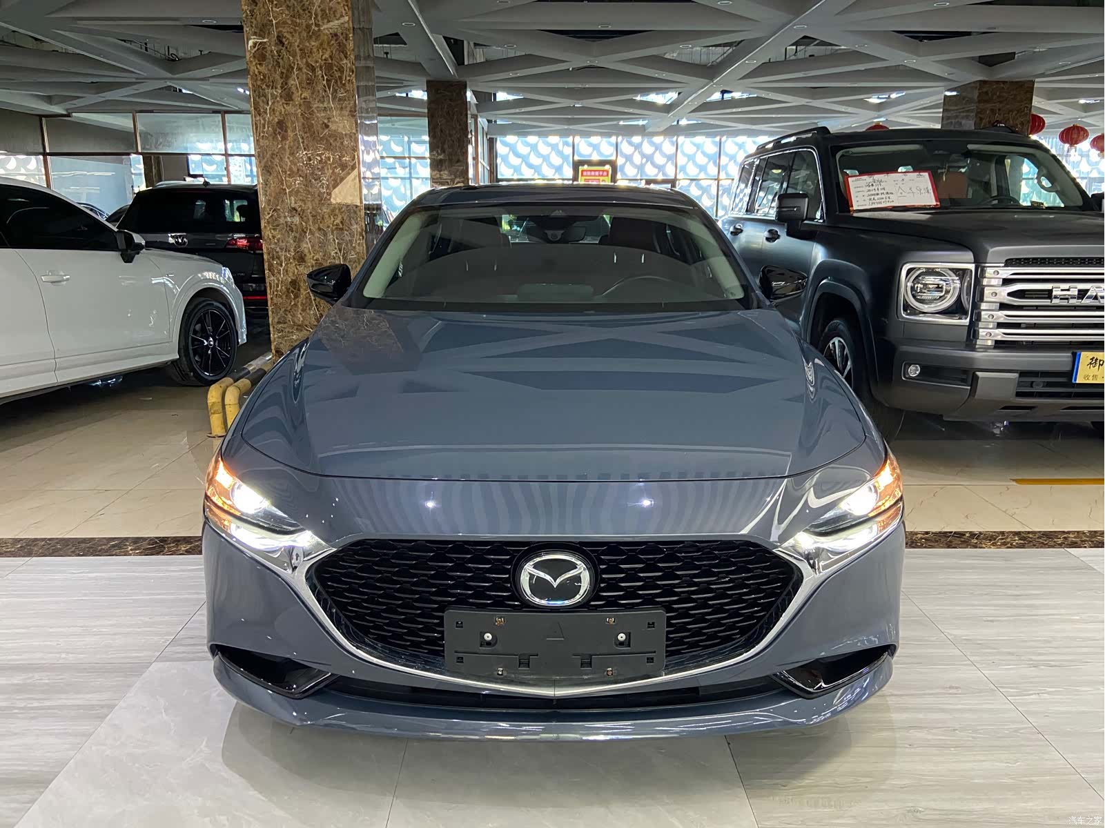 Mazda Mazda3, 2023 2