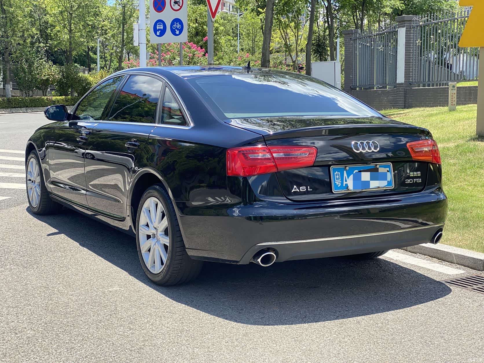 Audi A6L, 2014 все фото
