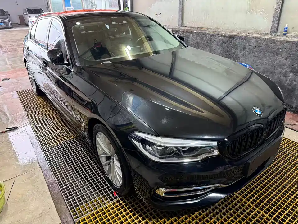 BMW 5 series BMW 5 series