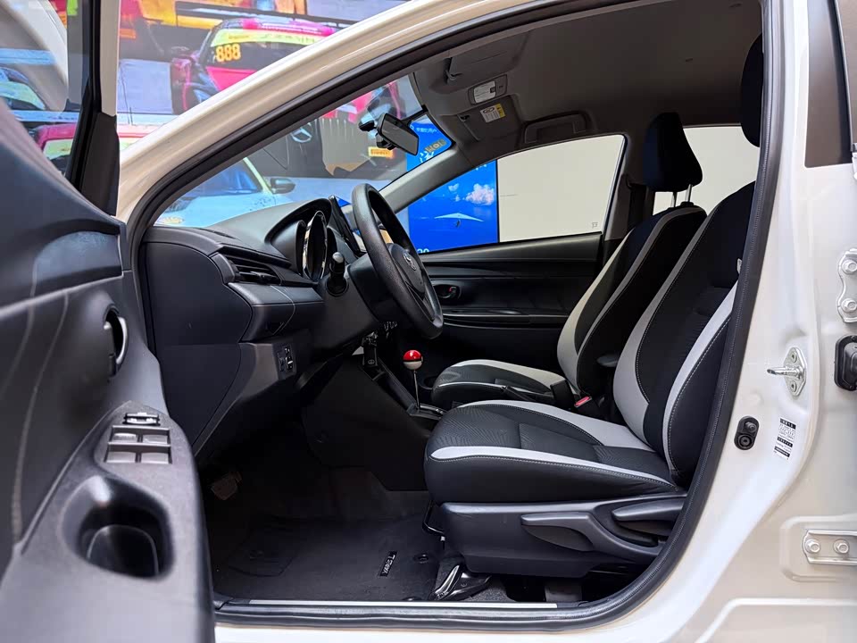 Toyota YARiS L Zhixuan