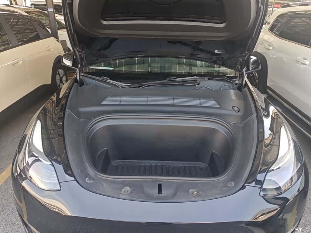Tesla Model Y, 2021 20