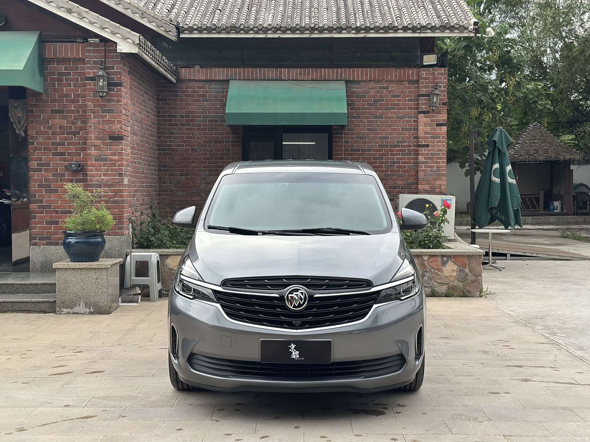 Buick GL8, 2022 2