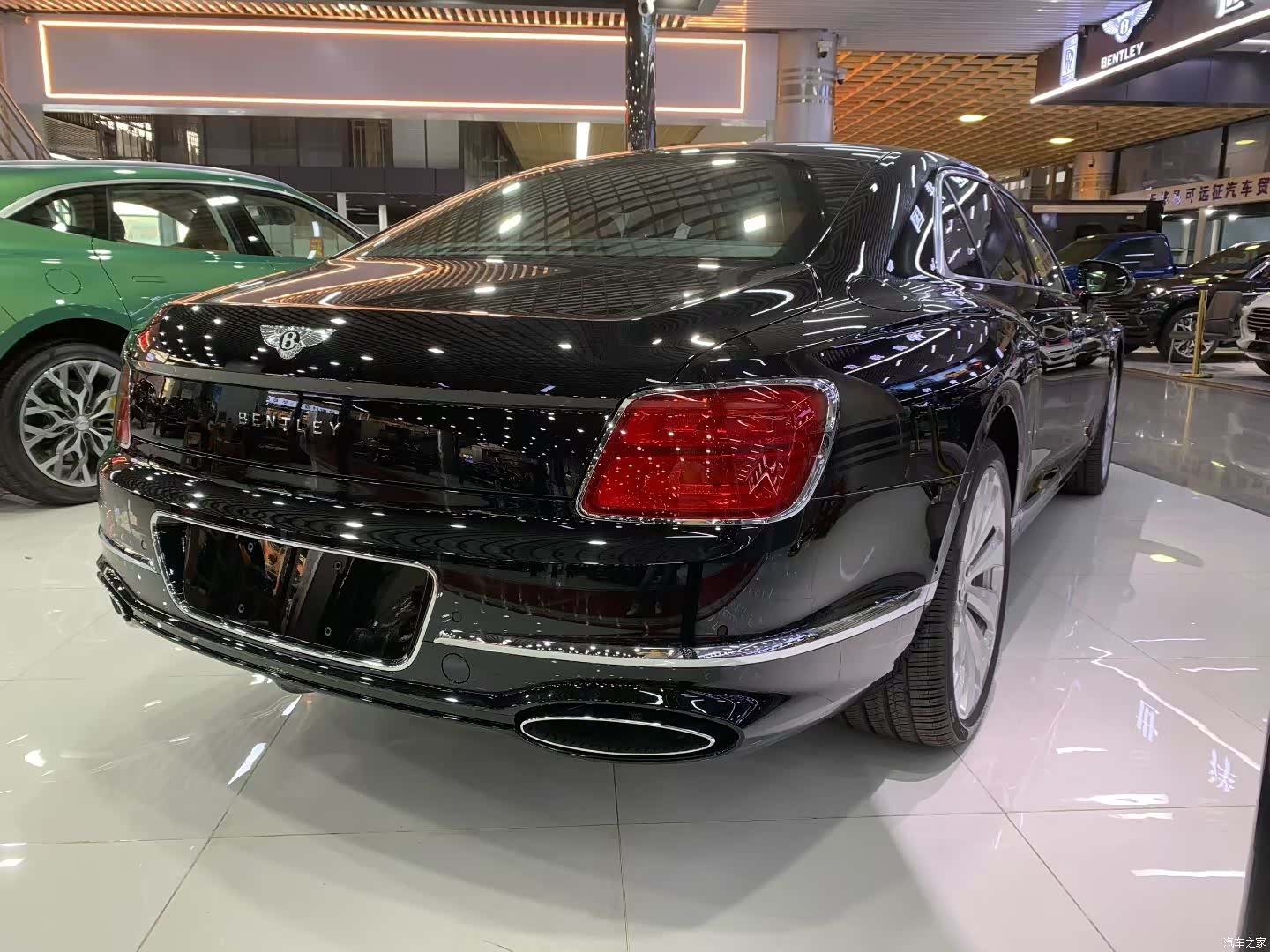 Bentley Flying Spur, 2026 9