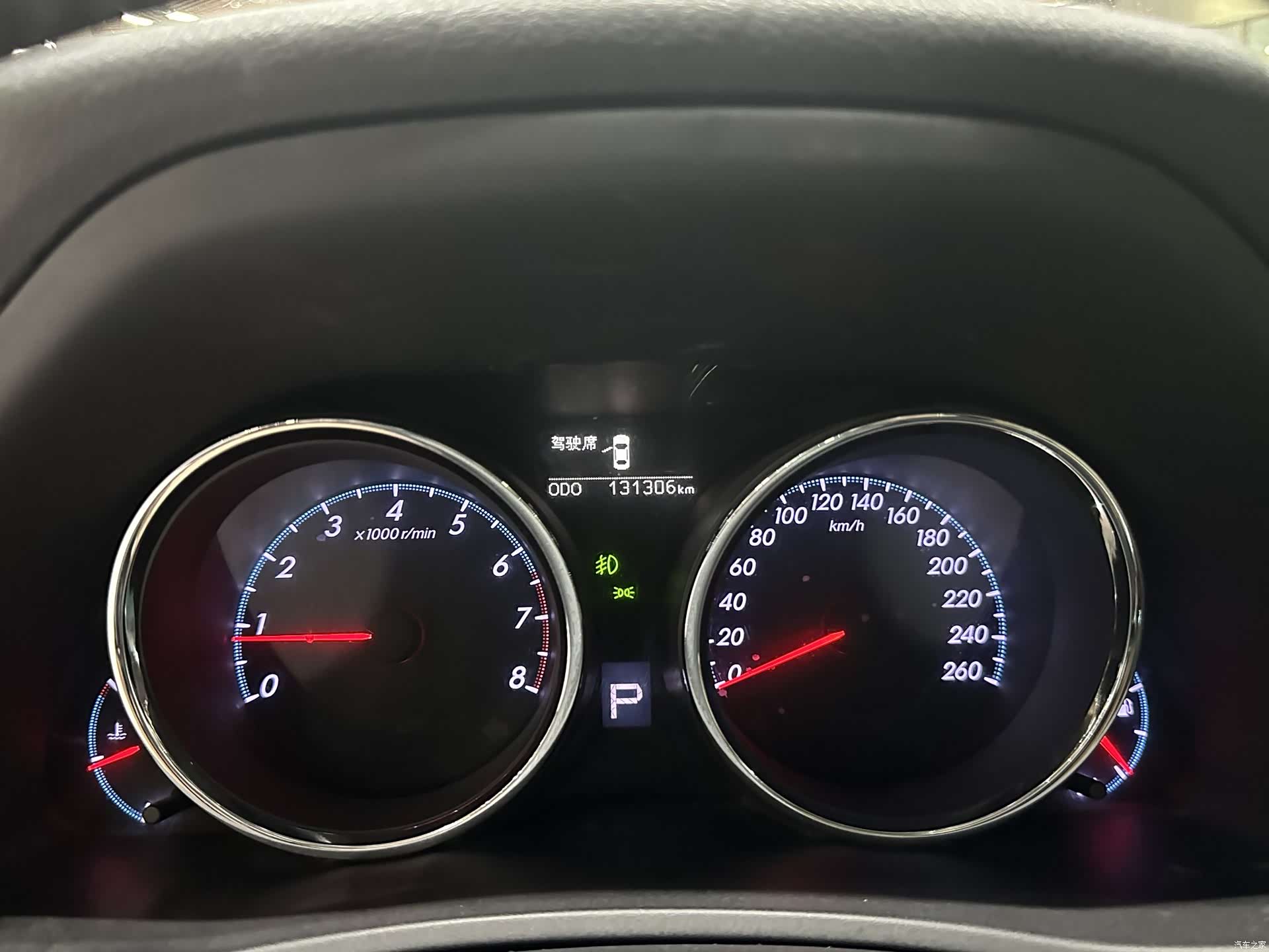 Toyota 2.5V, 2012 10