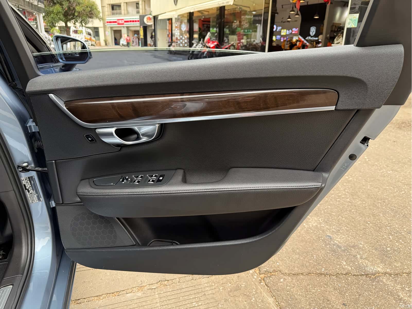 Volvo S90, 2018 27