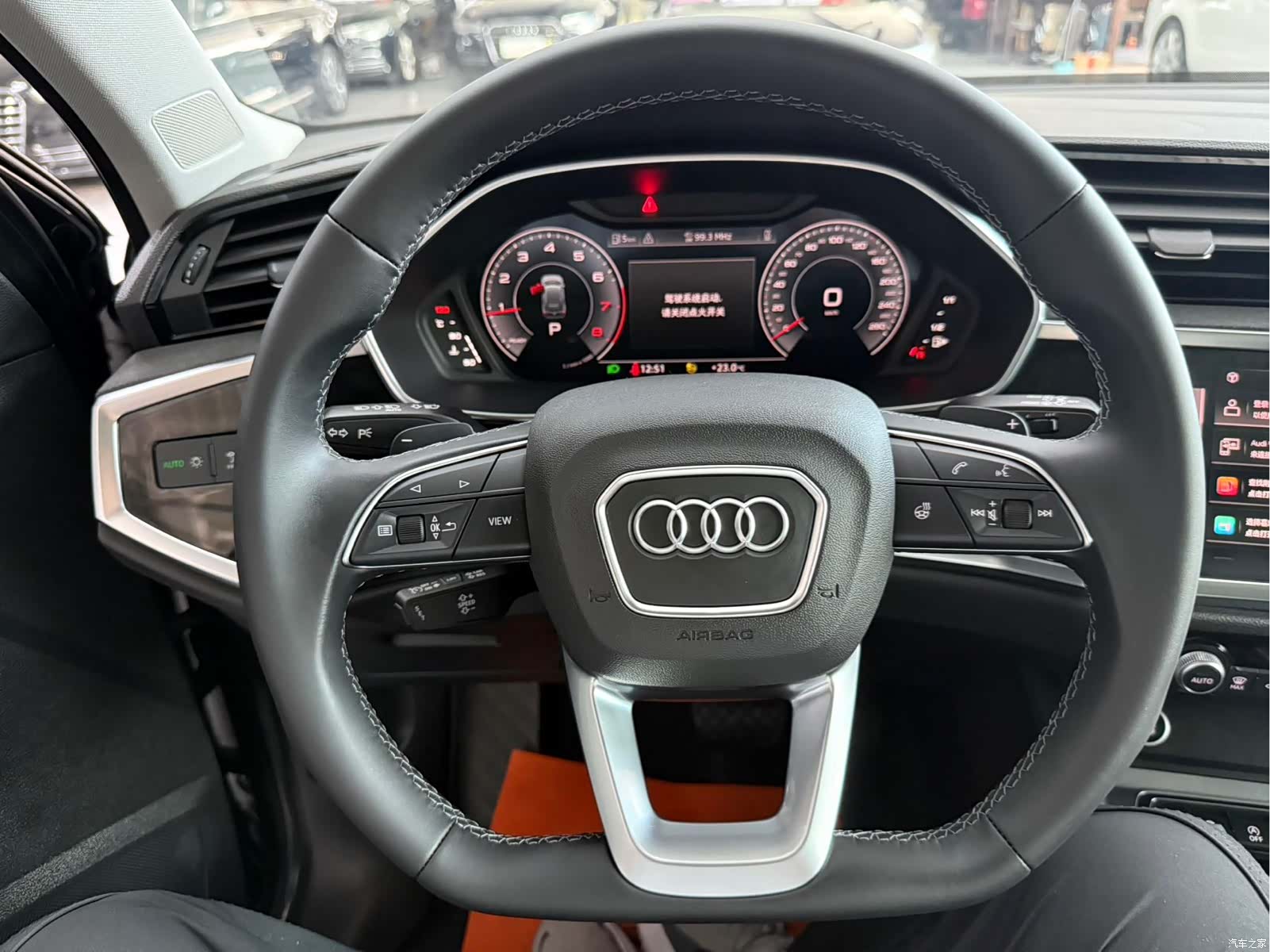 Audi Q3, 2022 14