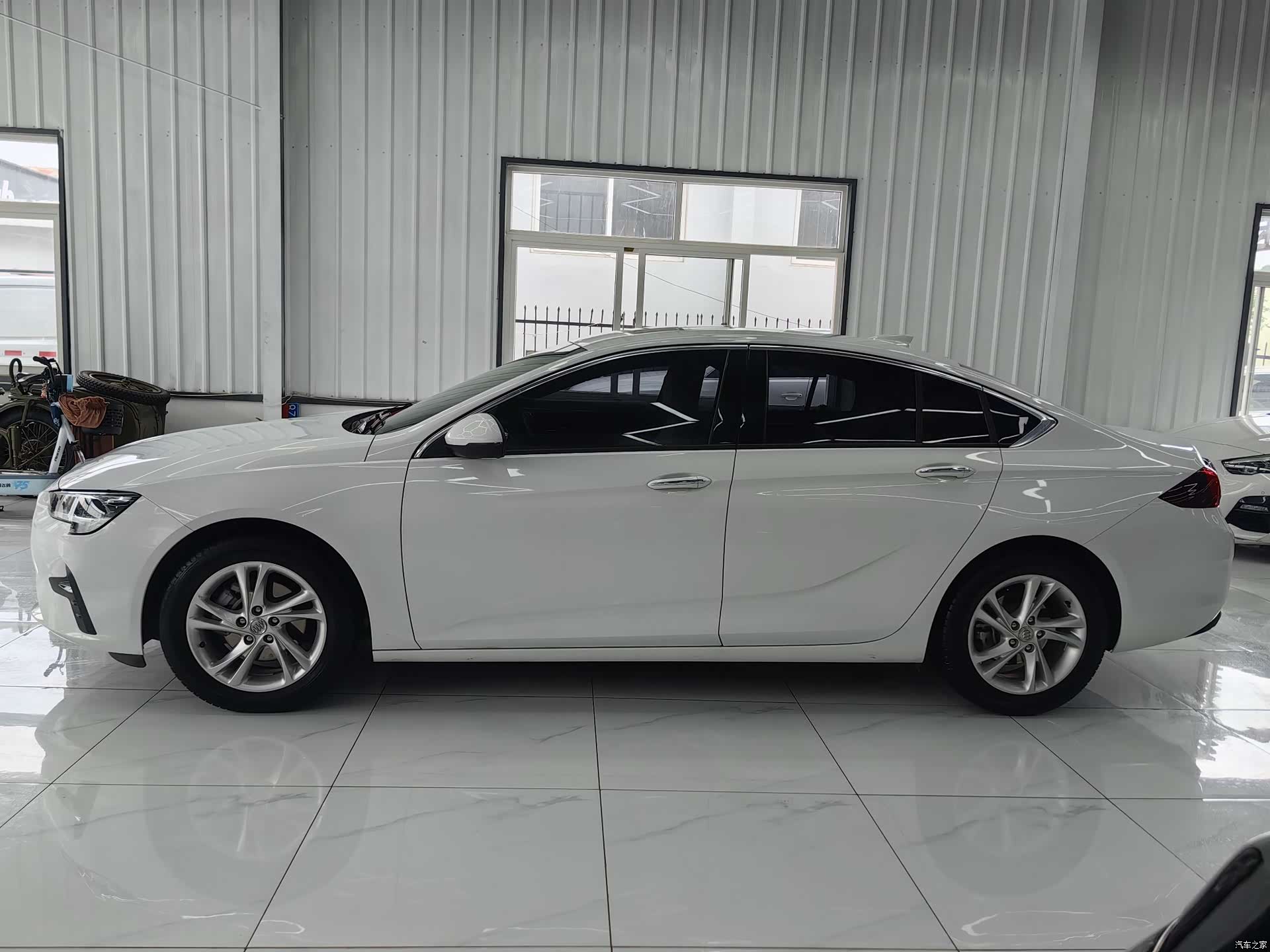 Buick Regal, 2021 3